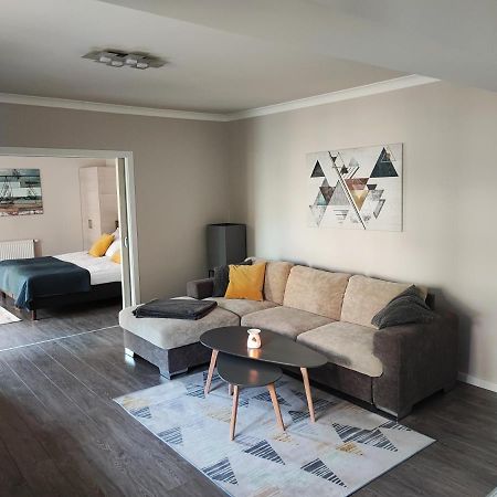 Apartament Feniks 12 - 63 M2 Świnoujście Buitenkant foto